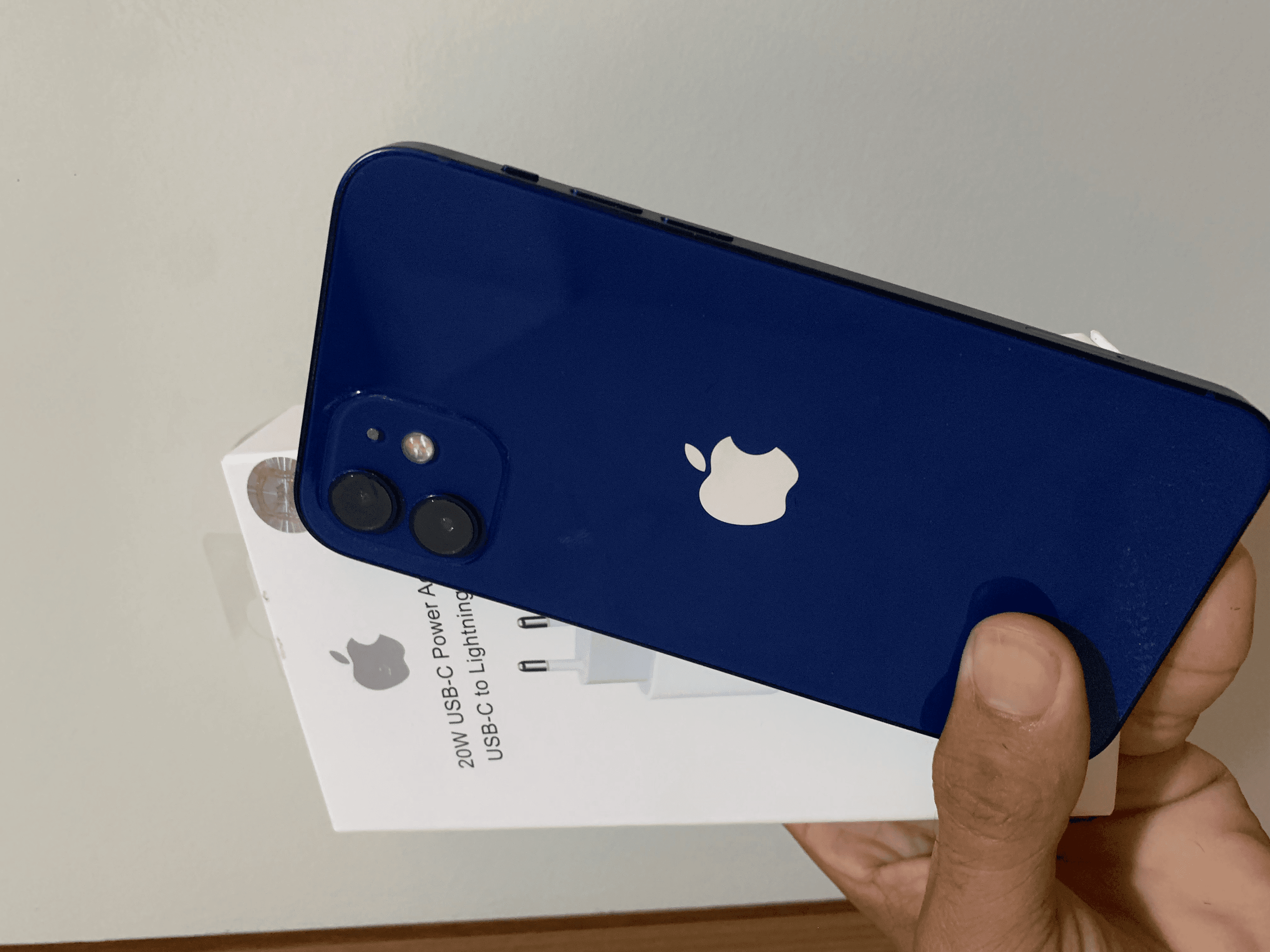IPHONE 12 ou 1800