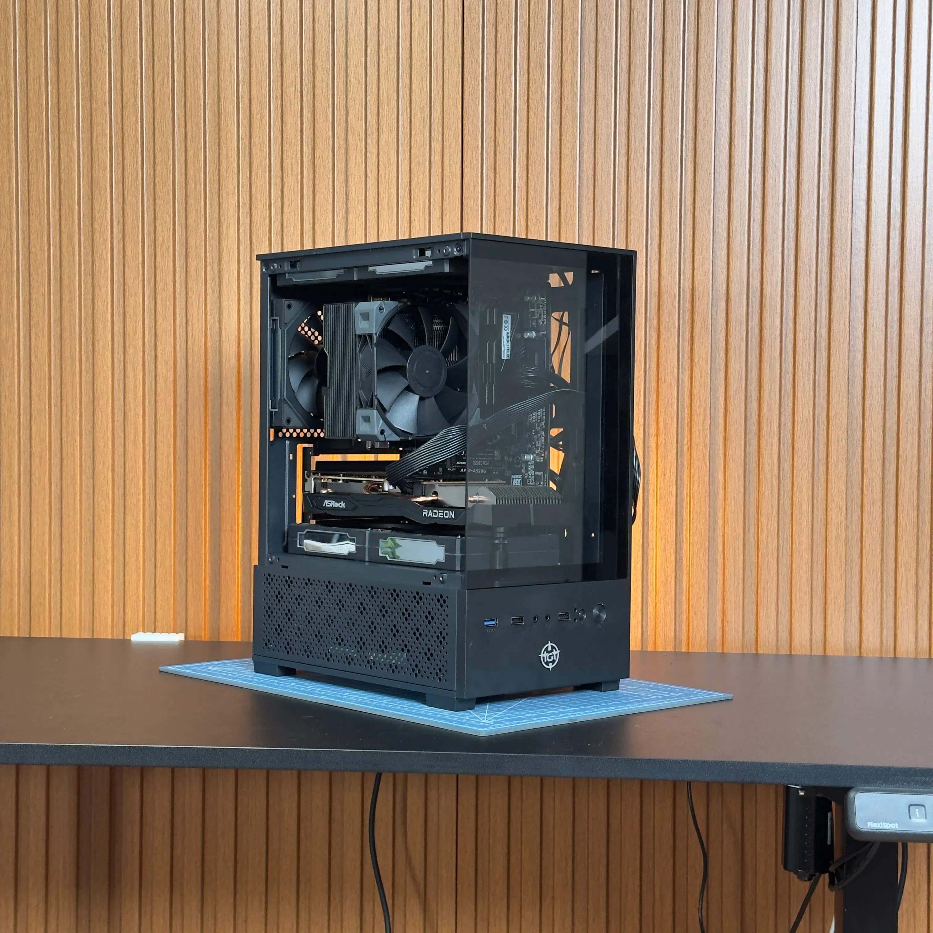 PC Gamer All Black