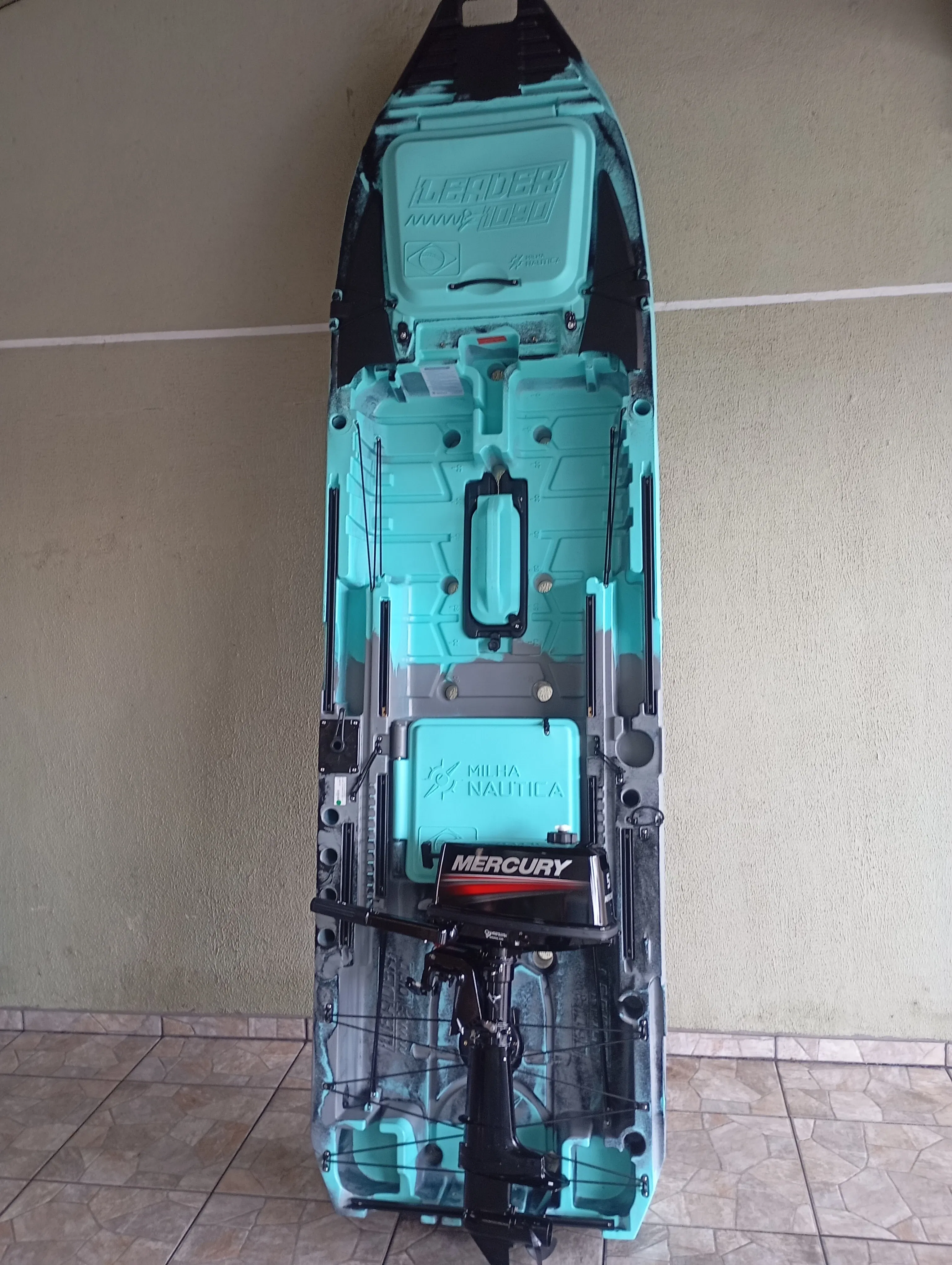 CAIAQUE LEADER 1090+ MOTOR MERCURY 5HP OU $ 10 MIL REAIS NO PIX