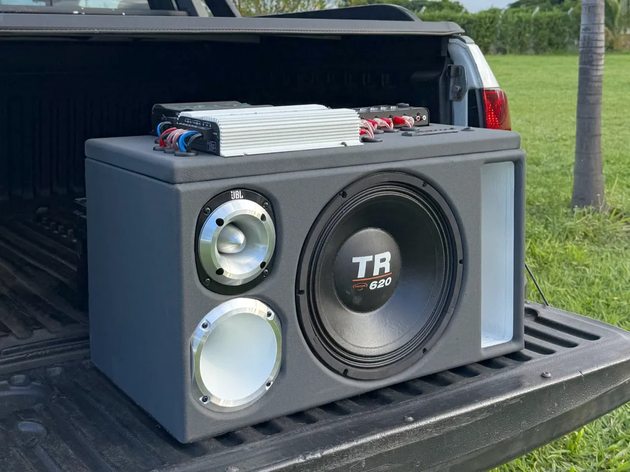 CAIXA BOB TRIO TR620 GRAFITE + FULL TARAMPS