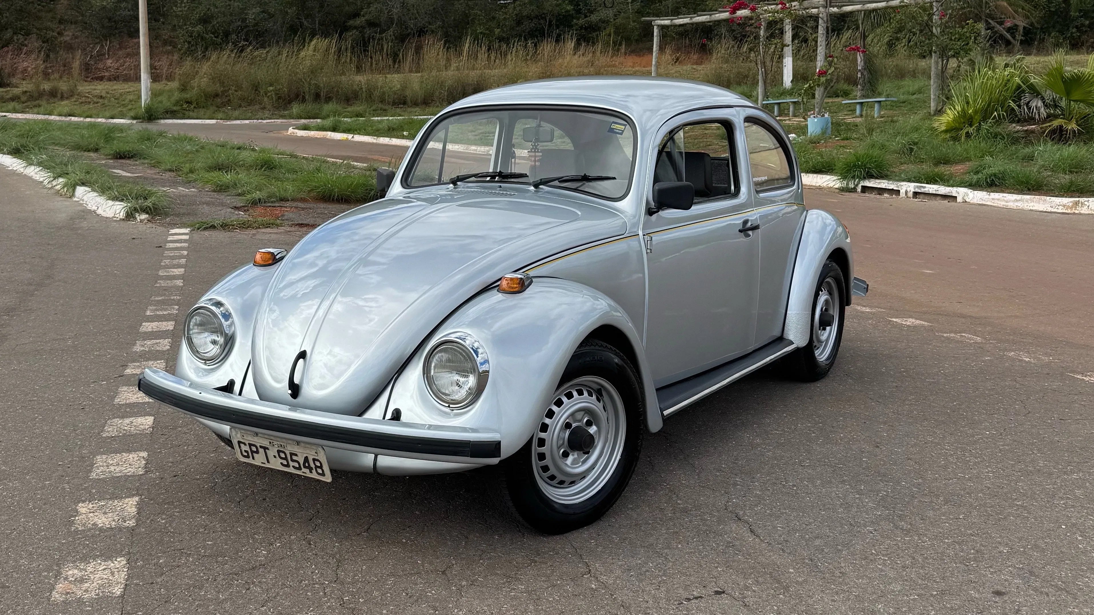 Fusca Itamar Prata Lunar ou 25k